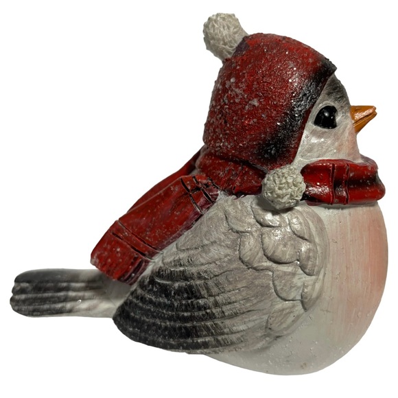 Kirklands Resin Birds of Winter Wearing Scarves Hats Set of 2  LIKE NEW Decor - Picture 3 of 16
